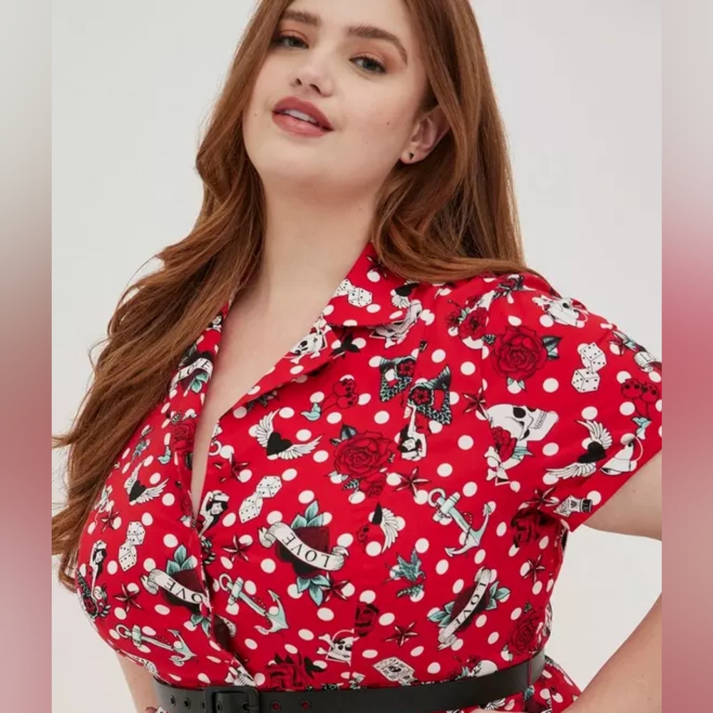 Torrid Retro Chic Red Skull Rose Love Graphic Belted Short Sleeve Midi Dress, 14 - Picture 3 of 6